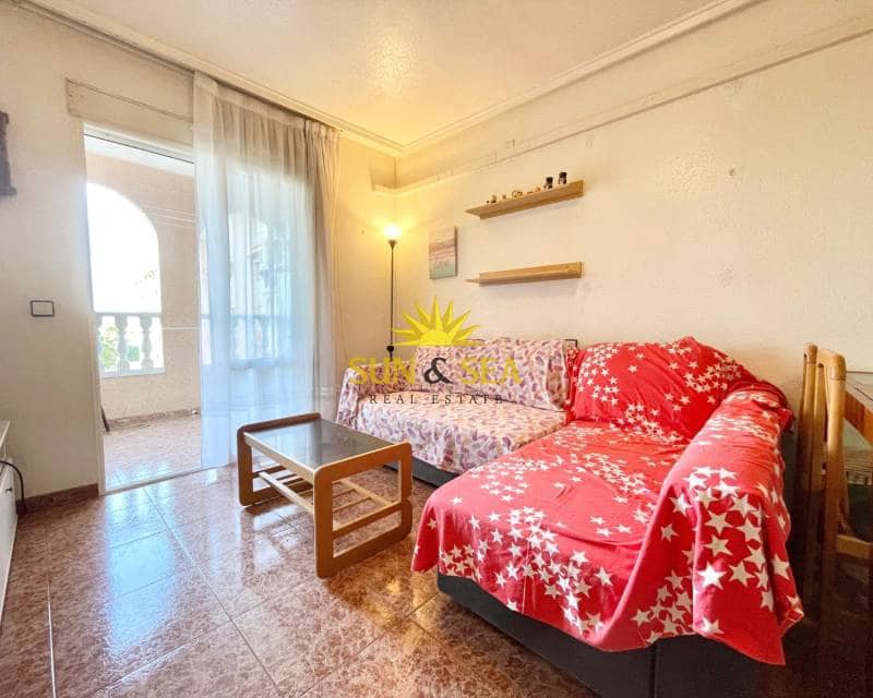 2 bedroom Apartment for rent in Torrevieja - € 750 (Ref: 9340339)