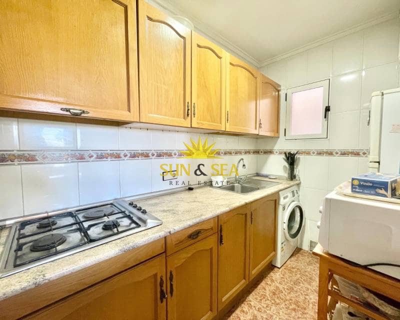 2 bedroom Apartment for rent in Torrevieja - € 750 (Ref: 9340339)