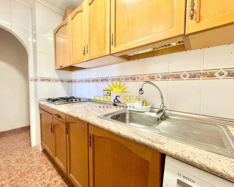2 bedroom Apartment for rent in Torrevieja - € 750 (Ref: 9340339)