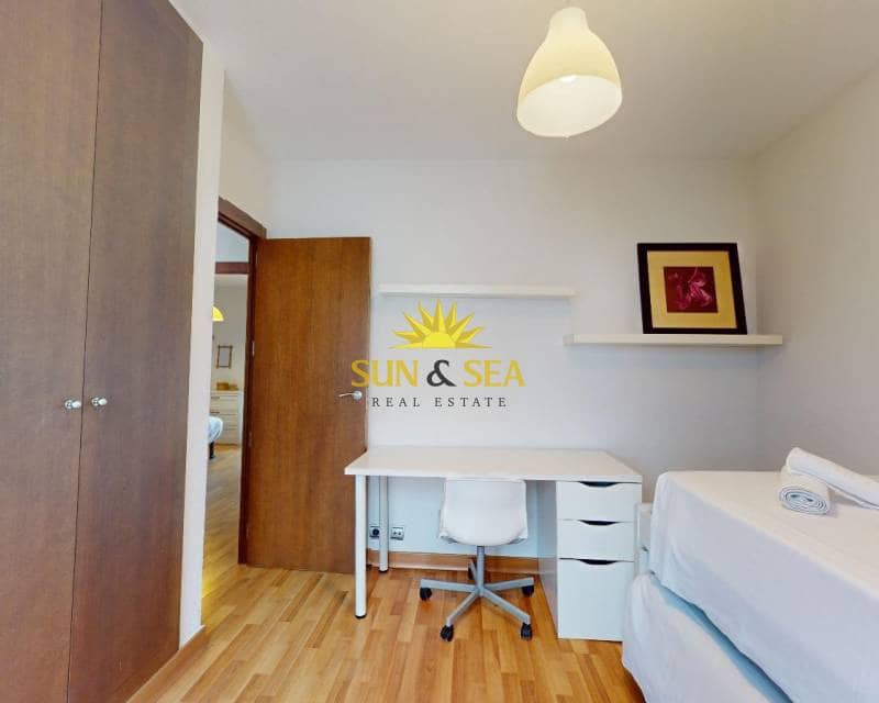 3 soveværelse Villa til leje i Playa de San Juan med swimmingpool - € 2.500 (Ref: 9340341)