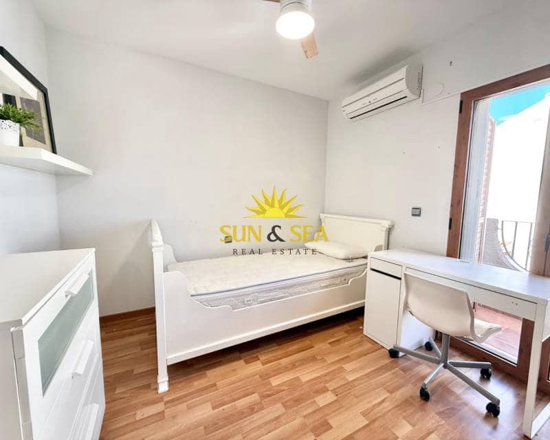 3 camera da letto Villa da affittare in Playa de San Juan con piscina - 2.700 € (Rif: 9340341)