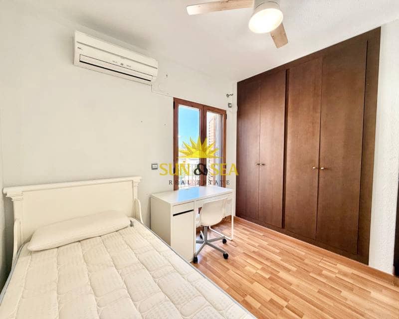 3 camera da letto Villa da affittare in Playa de San Juan con piscina - 2.700 € (Rif: 9340341)