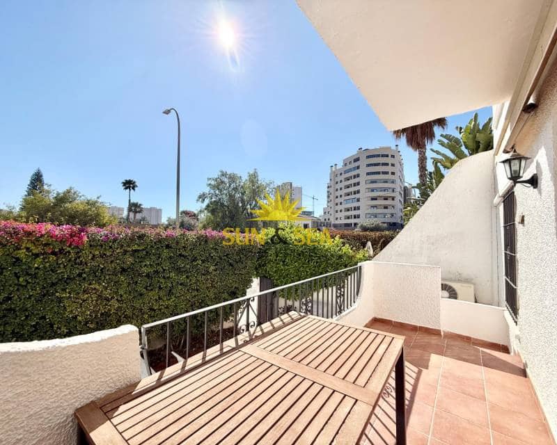 3 camera da letto Villa da affittare in Playa de San Juan con piscina - 2.700 € (Rif: 9340341)