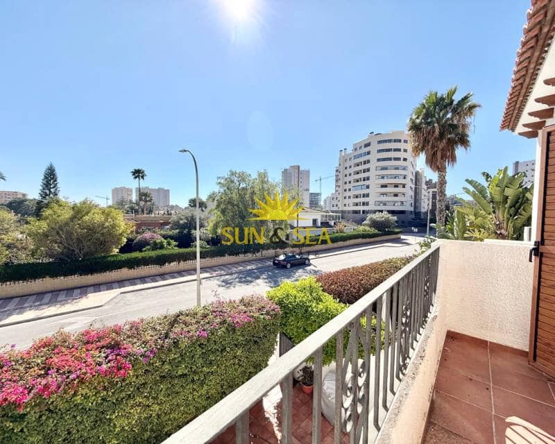 3 camera da letto Villa da affittare in Playa de San Juan con piscina - 2.700 € (Rif: 9340341)