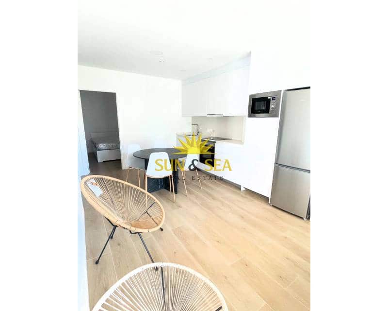 2 makuuhuone Huoneisto vuokrattavana paikassa Santa Pola mukana uima-altaan - 850 € (Ref: 9340390)