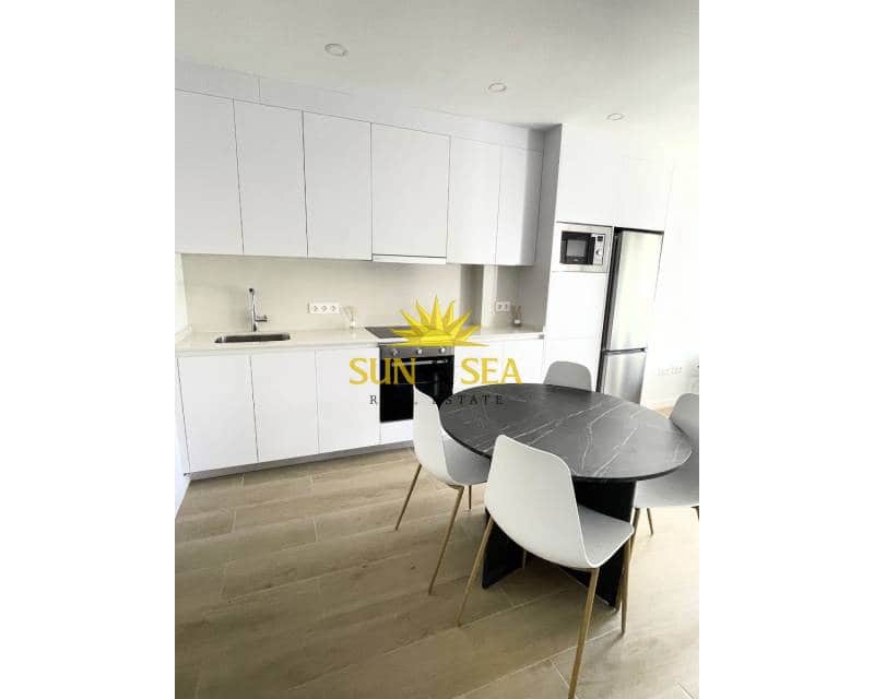 2 makuuhuone Huoneisto vuokrattavana paikassa Santa Pola mukana uima-altaan - 850 € (Ref: 9340390)