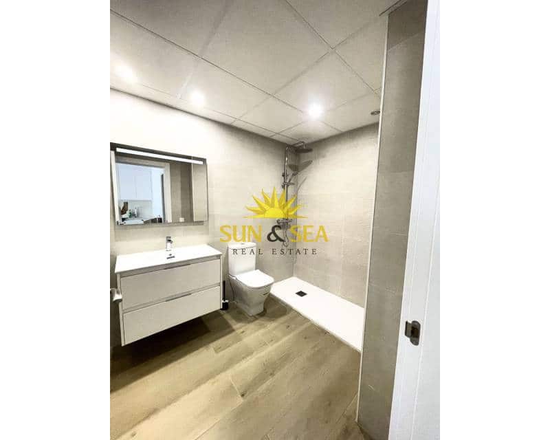 2 makuuhuone Huoneisto vuokrattavana paikassa Santa Pola mukana uima-altaan - 850 € (Ref: 9340390)