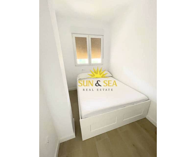 2 makuuhuone Huoneisto vuokrattavana paikassa Santa Pola mukana uima-altaan - 850 € (Ref: 9340390)