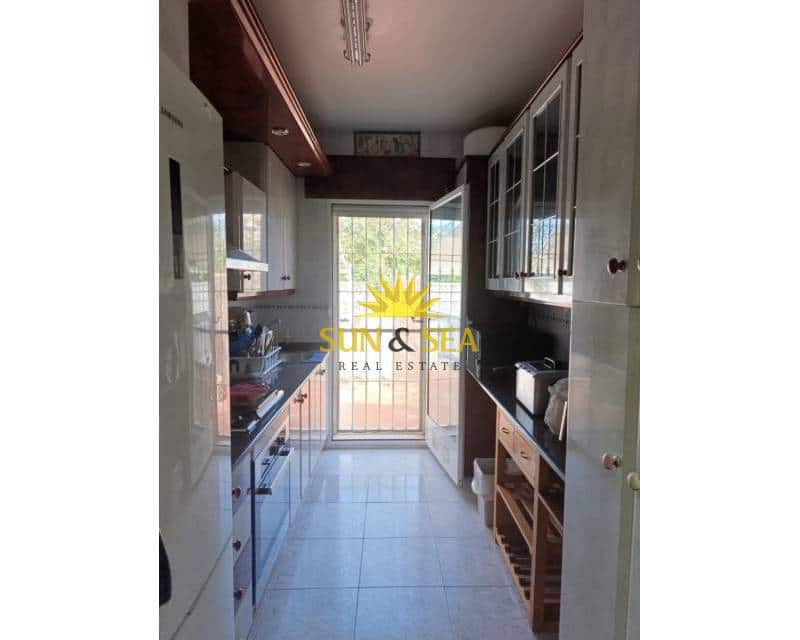 3 bedroom Villa for rent in Playa Honda with garage - € 1,200 (Ref: 9343478)