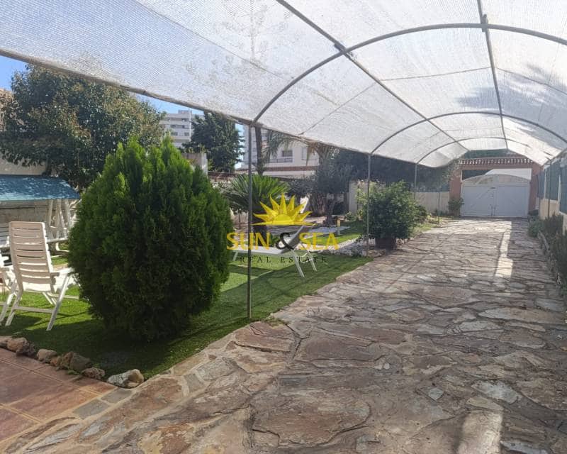 3 bedroom Villa for rent in Playa Honda with garage - € 1,200 (Ref: 9343478)