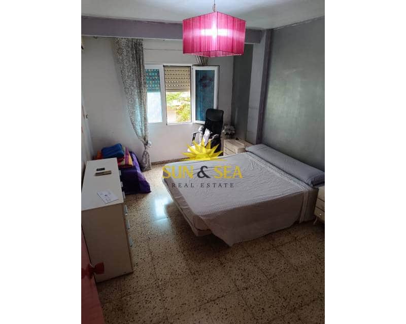 3 quarto Apartamento para arrendar em San Vicente / Sant Vicent del Raspeig - 900 € (Ref: 9343634)