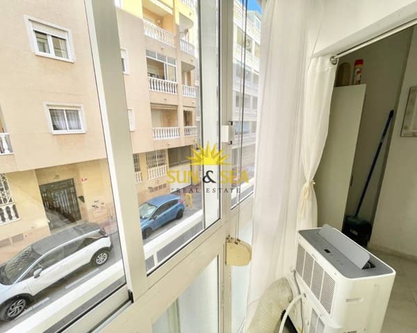 1 soveværelse Studio til leje i Avenida Habaneras - Curva de Palangre, Torrevieja - € 650 (Ref: 9343967)
