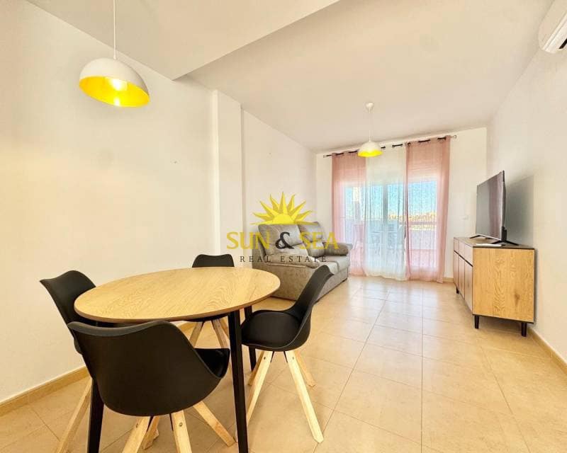 Apartamento de 2 habitaciones en Hortichuela en venta con piscina - 119.000 € (Ref: 9345265)