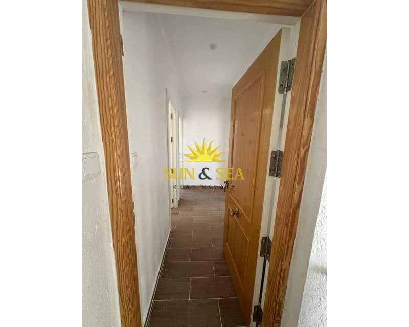 3 bedroom Apartment for sale in Almoradi - € 80,000 (Ref: 9345717)