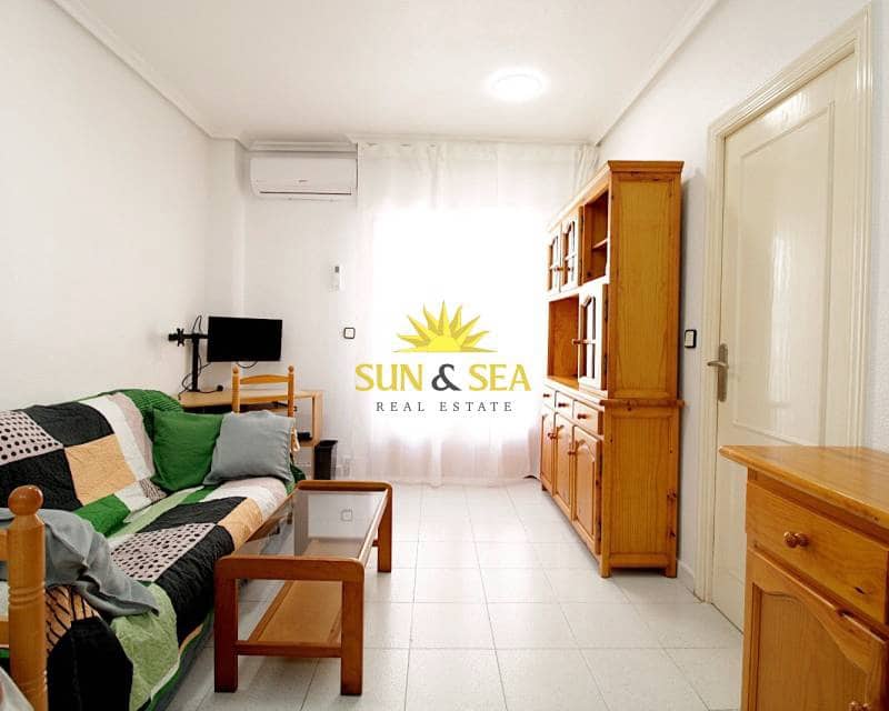 1 soverom Leilighet til leie i Torrevieja med garasje - € 650 (Ref: 9354532)