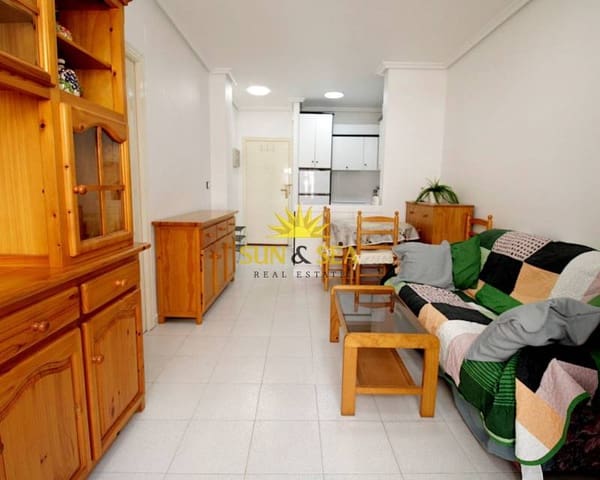 1 slaapkamer Appartement te huur in Playa del Cura, Torrevieja met garage - € 650 (Ref: 9354532)