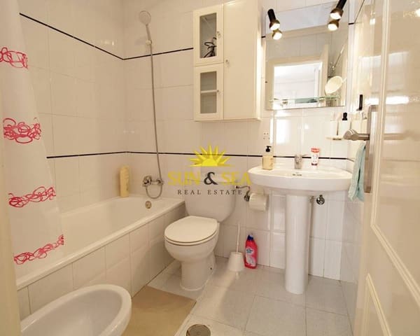 1 slaapkamer Appartement te huur in Playa del Cura, Torrevieja met garage - € 650 (Ref: 9354532)