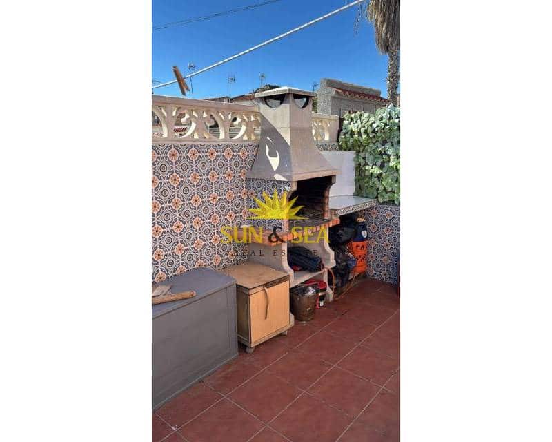2 bedroom Villa for sale in Torrevieja - € 155,000 (Ref: 9354533)