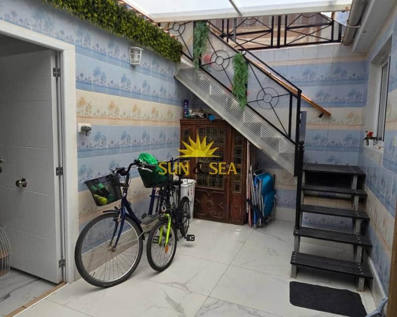 4 soverom Villa til salgs i Torrevieja - € 264 900 (Ref: 9357776)