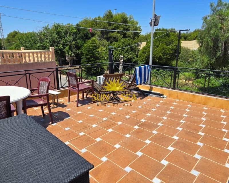 4 soverom Villa til salgs i Torrevieja - € 264 900 (Ref: 9357776)