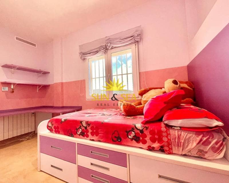 4 soverom Villa til salgs i Canada de la Lena med svømmebasseng garasje - € 475 000 (Ref: 9357885)