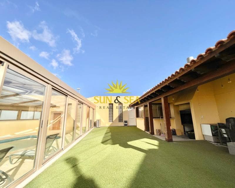 4 soverom Villa til salgs i Canada de la Lena med svømmebasseng garasje - € 475 000 (Ref: 9357885)