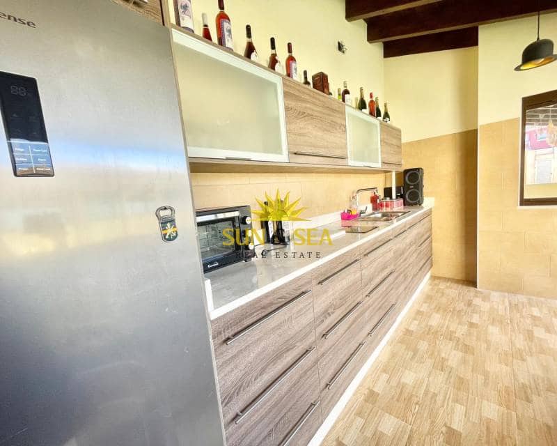 4 soverom Villa til salgs i Canada de la Lena med svømmebasseng garasje - € 475 000 (Ref: 9357885)