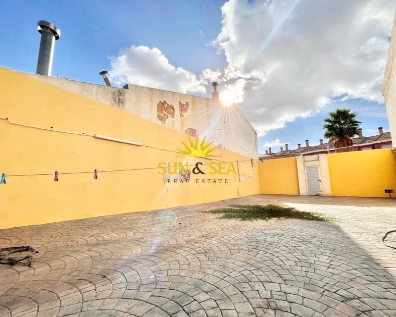 4 soverom Villa til salgs i Canada de la Lena med svømmebasseng garasje - € 475 000 (Ref: 9357885)