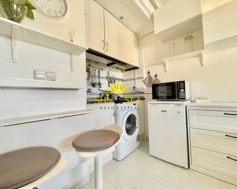 1 bedroom Studio for sale in Torrevieja with pool - € 95,000 (Ref: 9360278)