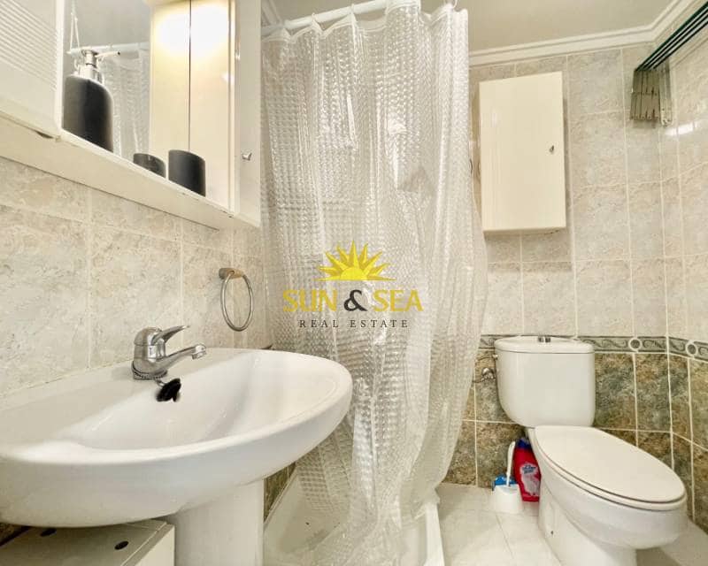 1 bedroom Studio for sale in Torrevieja with pool - € 95,000 (Ref: 9360278)