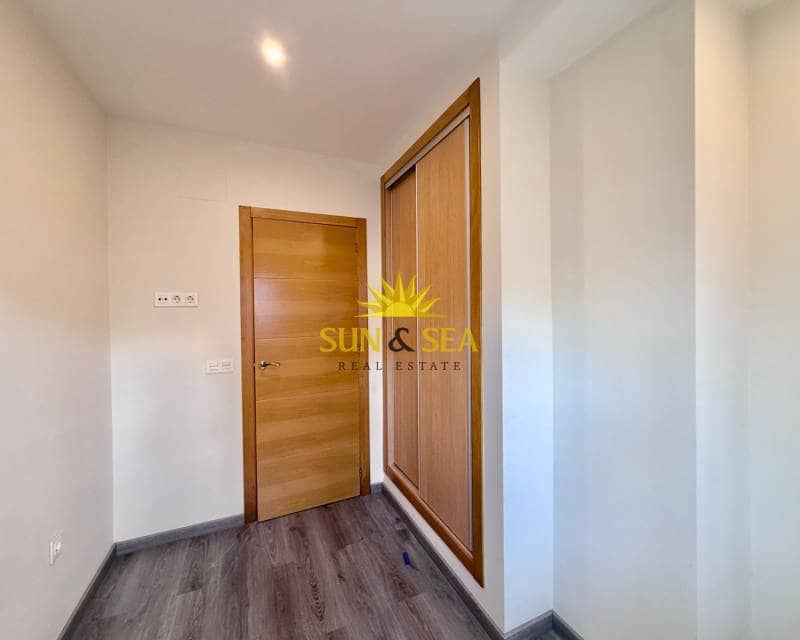 3 Zimmer Apartment zu vermieten in Dehesa de Campoamor - 950 € (Ref: 9363223)