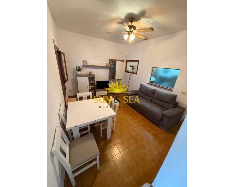 2 sypialnia Willa do wynajęcia w Torrevieja z basenem garażem - 700 € (Ref: 9368959)