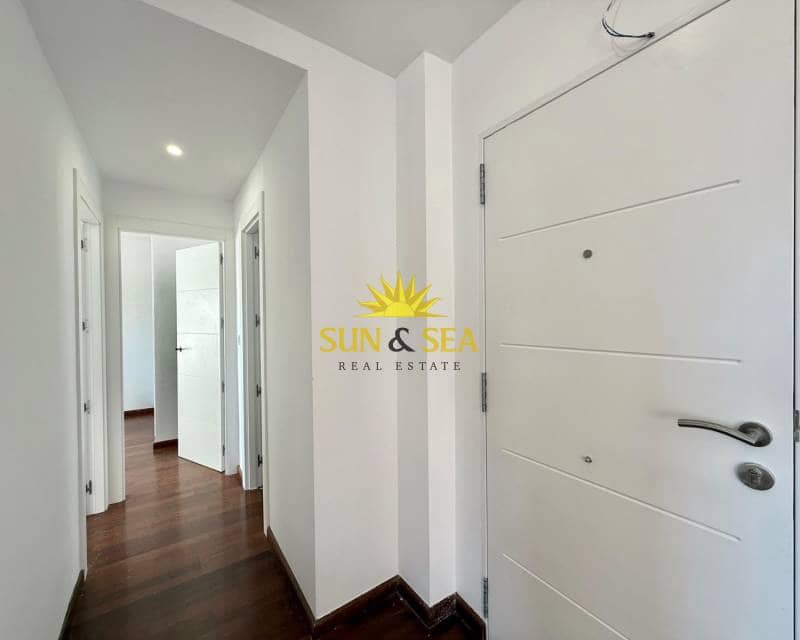 2 makuuhuone Huoneisto myytävänä paikassa Orihuela Costa mukana uima-altaan 
autotalli - 198 000 € (Ref: 9369175)