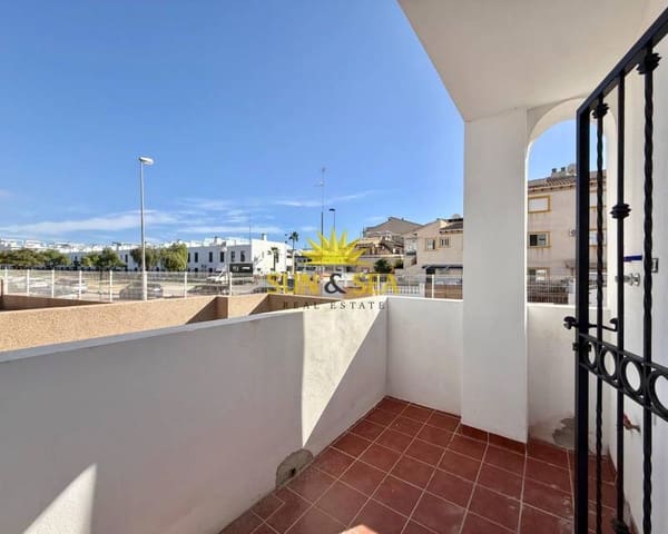 2 makuuhuone Huoneisto myytävänä paikassa Punta Prima, Orihuela mukana uima-altaan 
autotalli - 198 000 € (Ref: 9369175)