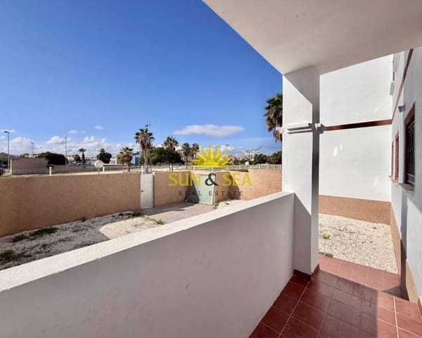 2 makuuhuone Huoneisto myytävänä paikassa Punta Prima, Orihuela mukana uima-altaan 
autotalli - 198 000 € (Ref: 9369175)