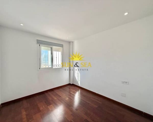 2 makuuhuone Huoneisto myytävänä paikassa Punta Prima, Orihuela mukana uima-altaan 
autotalli - 198 000 € (Ref: 9369175)