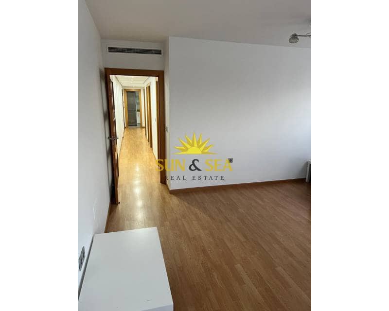 3 sypialnia Apartament do wynajęcia w Miasto Murcja z garażem - 950 € (Ref: 9371404)