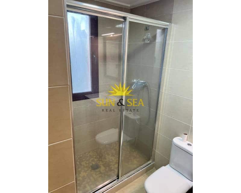 3 sypialnia Apartament do wynajęcia w Miasto Murcja z garażem - 950 € (Ref: 9371404)