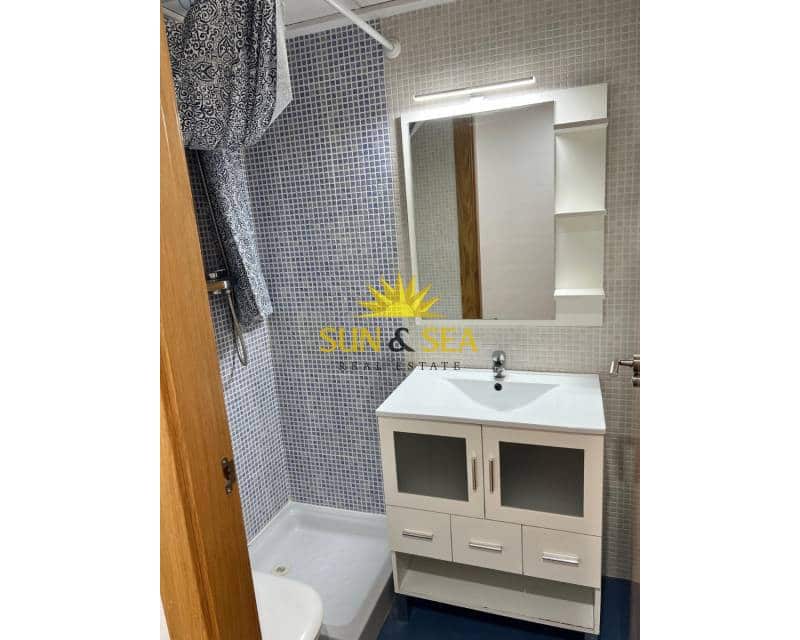 3 sypialnia Apartament do wynajęcia w Miasto Murcja z garażem - 950 € (Ref: 9371404)
