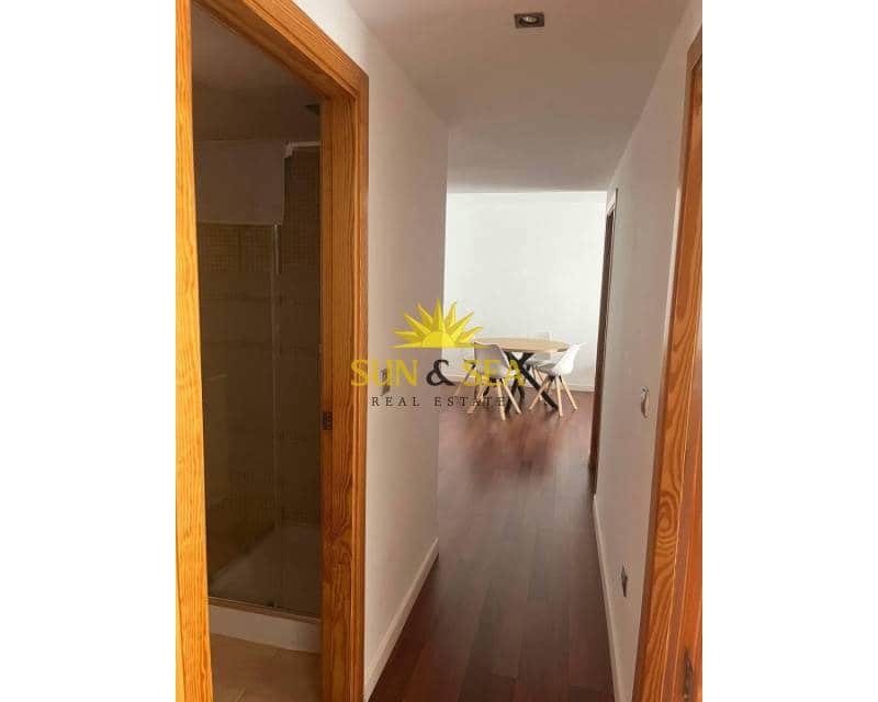 2 bedroom Apartment for rent in Murcia city with garage - € 900 (Ref: 9372208)