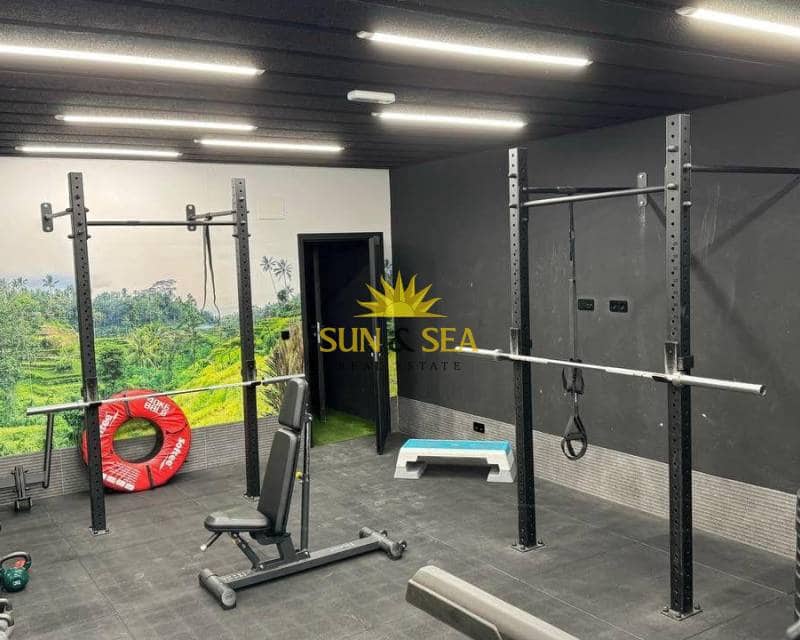 2 bedroom Apartment for rent in Torrevieja with pool - € 1,400 (Ref: 9372318)