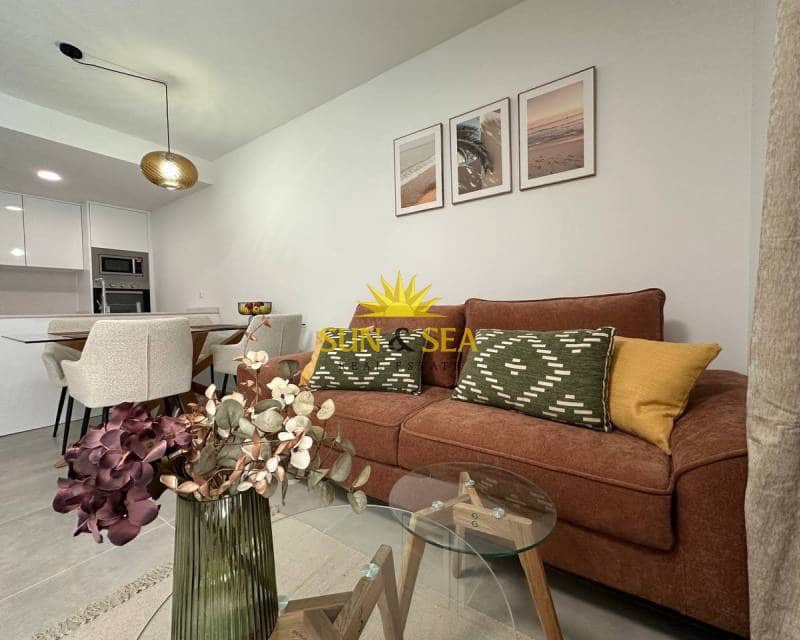 2 soverom Leilighet til leie i Dehesa de Campoamor med svømmebasseng - € 1 300 (Ref: 9374303)