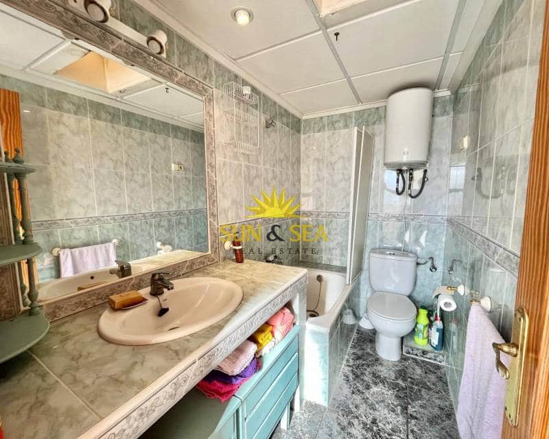 1 slaapkamer Penthouse te huur in Los Balcones met zwembad - € 600 (Ref: 9378404)