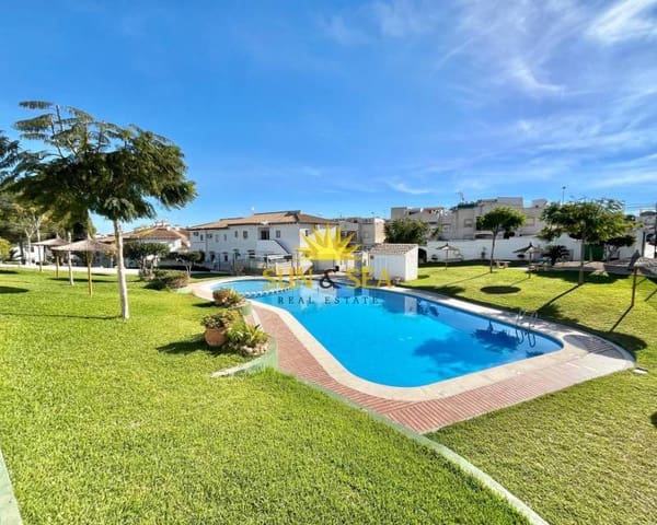 1 bedroom Penthouse for rent in Los Balcones with pool - € 600 (Ref: 9378404)