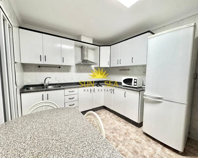 2 slaapkamer Appartement te huur in Alcantarilla - € 800 (Ref: 9378461)