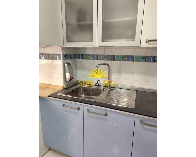 3 makuuhuone Huoneisto vuokrattavana paikassa Orihuela - 700 € (Ref: 9379523)