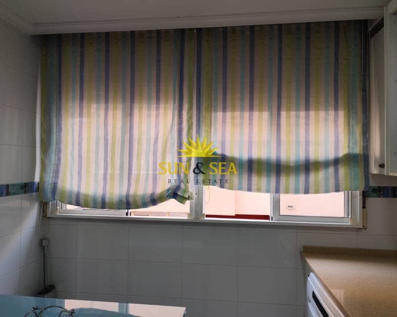 3 makuuhuone Huoneisto vuokrattavana paikassa Orihuela - 700 € (Ref: 9379523)