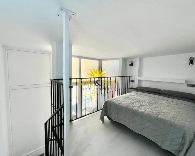 1 bedroom Apartment for rent in Torrevieja - € 900 (Ref: 9380713)