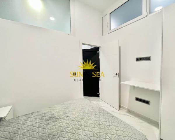 1 soverom Leilighet til leie i El Molino, Torrevieja - € 800 (Ref: 9380717)