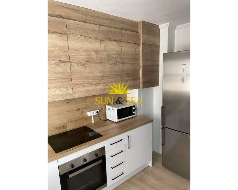 Apartamento de 3 habitaciones en Crevillente / Crevillent en alquiler - 750 € (Ref: 9383256)
